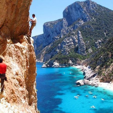 Holiday Home Golfo Di Orosei Cala Gonone Dış mekan fotoğraf